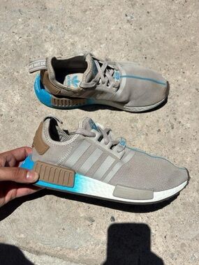 Rey Skywalker Star Wars X Adidas Nmd_R1 Size 7 W